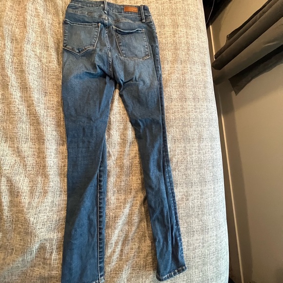 *SOLD* Abercrombie & Fitch Skinny Jean - Picture 2 of 3